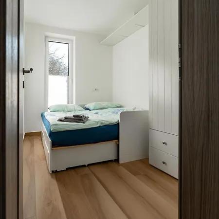 Prázdninový dům Three Bedroom With Terrace And Sauna *