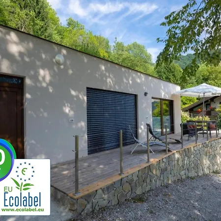 Hébergement de vacances Three Bedroom With Terrace And Sauna Tolmin
