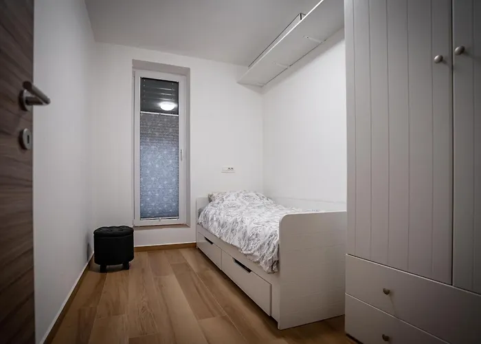 Prázdninový dům Three Bedroom With Terrace And Sauna Tolmin